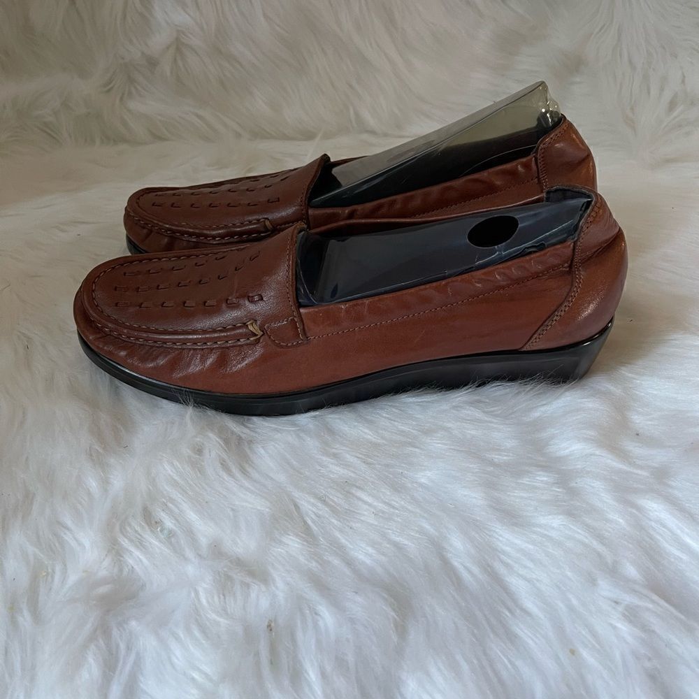 SAS leather Brown weave slip on wedge shoes comfort footbed SZ 11 M run …